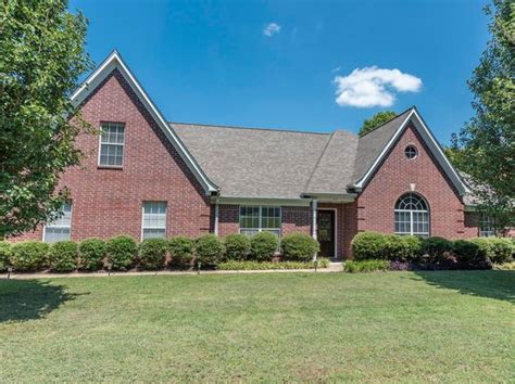 Zillow starkville - Nov 9, 2023 · The MLS # for this home is MLS# 23-2107. For Sale. MS. Starkville. 39759. 2506 Pin Oak Dr. 2506 Pin Oak Dr, Starkville, MS 39759 is a 1,569 sqft, 3 bed, 2 bath Single-Family Home listed for $168,500. New on the market and Priced to Sell!! This 3BR, 2BA, brick home with a double garage and automatic garage door is... 